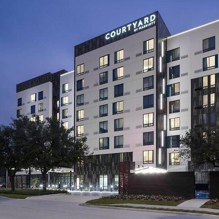 Courtyard By Marriott Houston Heights/I-10 Hotel Bagian luar foto
